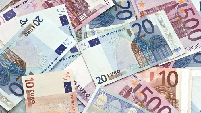 欧元欧元兑换人民币_695万欧元_欧元