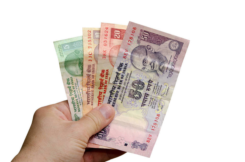 不同面值的卢比纸钞分别等于多少人民币？