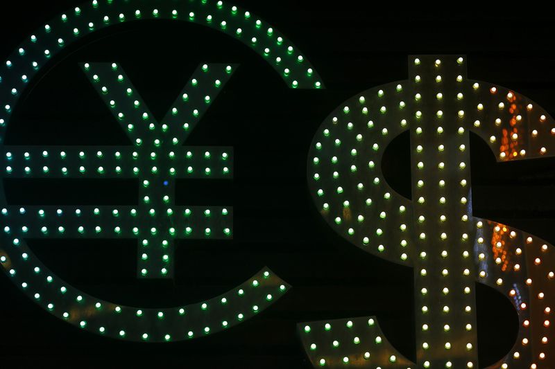 瑞银称拯救英镑有两条路：推出可靠财政计划，或者英银11月大幅加息！