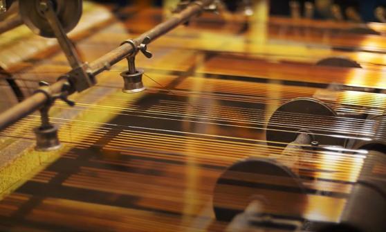 伦铜走低，因美国利率预期提振美元走强