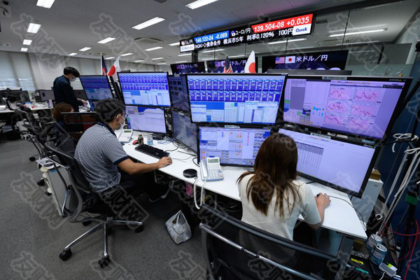 对冲基金自2011年以来对日元空头押注进行了最大幅度的削减