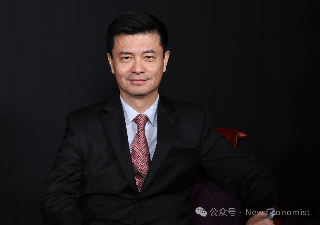 胡捷资料图。本文来源:上海交大上海高级金融学院 凤凰网财经